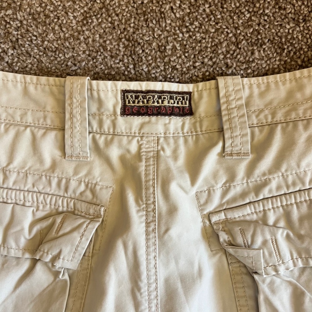 Napapijri Geographic Mens Khaki Beige Cargo Shorts Pockets Casual Size 36 0589 - Picture 4 of 8